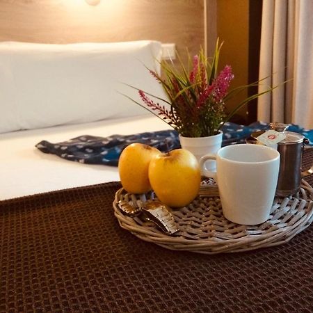 Hotel Delicias (Adults Only) Zaragoza Dış mekan fotoğraf