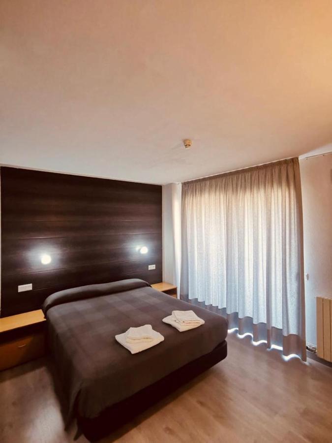 Hotel Delicias (Adults Only) Zaragoza Dış mekan fotoğraf