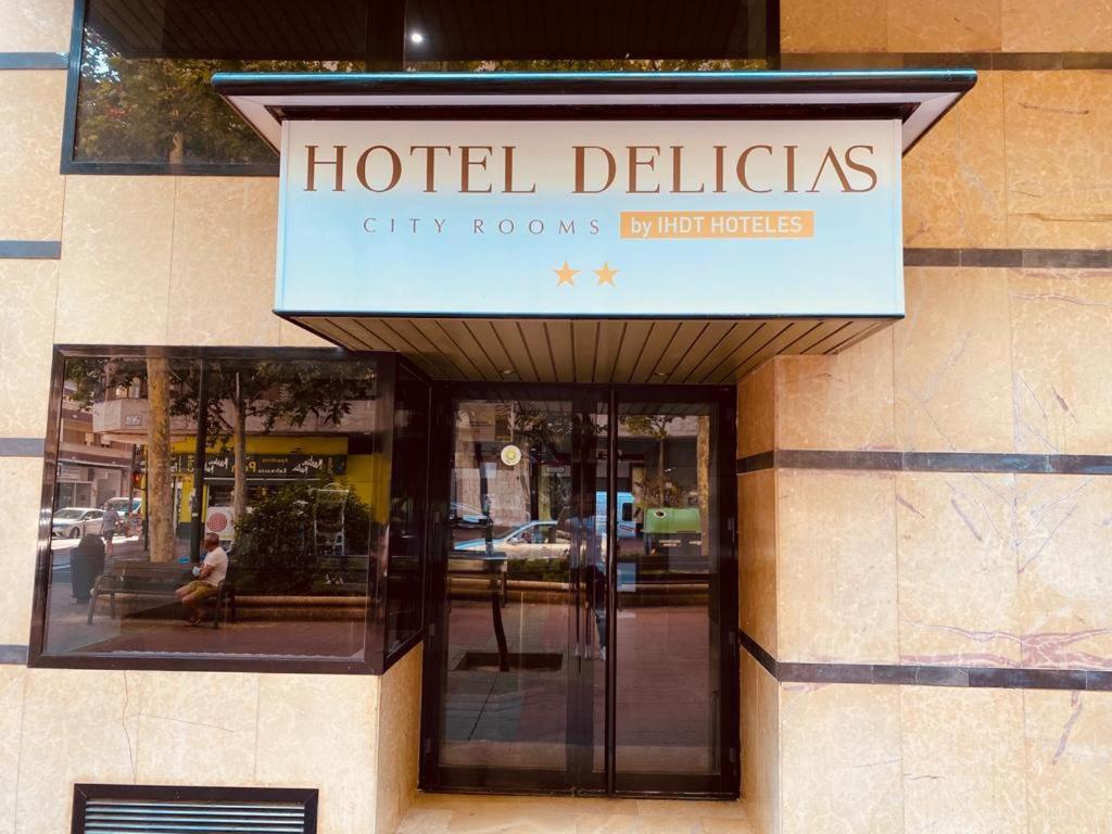 Hotel Delicias (Adults Only) Zaragoza Dış mekan fotoğraf
