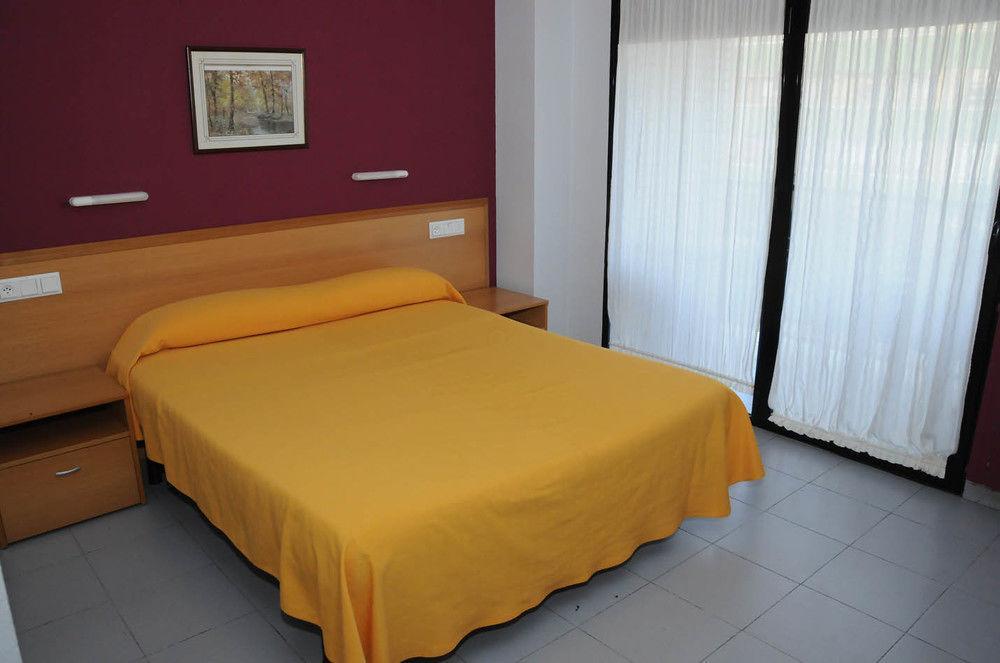 Hotel Delicias (Adults Only) Zaragoza Dış mekan fotoğraf