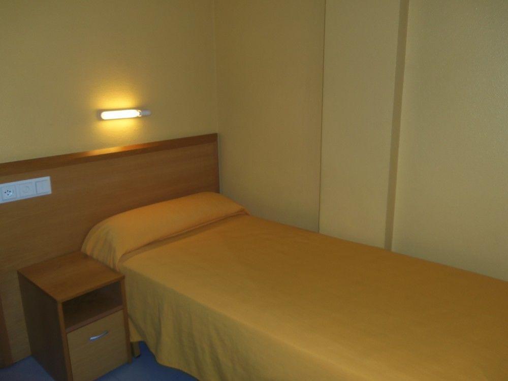 Hotel Delicias (Adults Only) Zaragoza Dış mekan fotoğraf