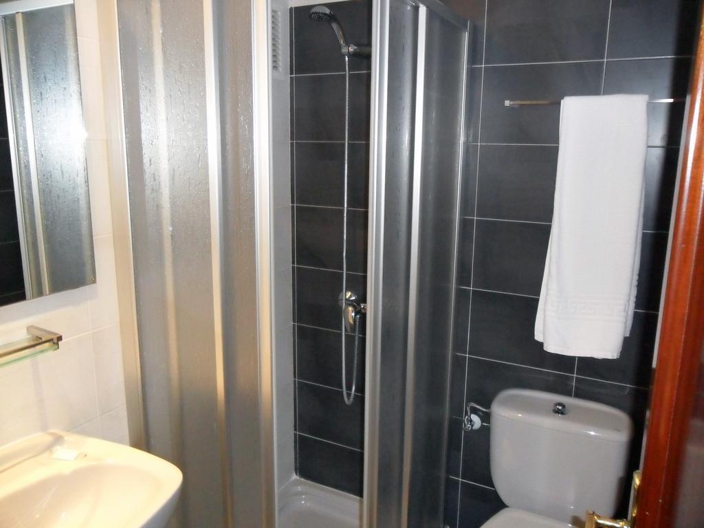 Hotel Delicias (Adults Only) Zaragoza Dış mekan fotoğraf