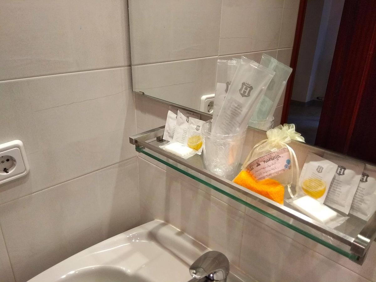 Hotel Delicias (Adults Only) Zaragoza Dış mekan fotoğraf