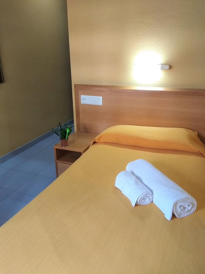 Hotel Delicias (Adults Only) Zaragoza Dış mekan fotoğraf